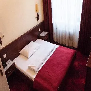 Hotel Fuerstenhof Vienna