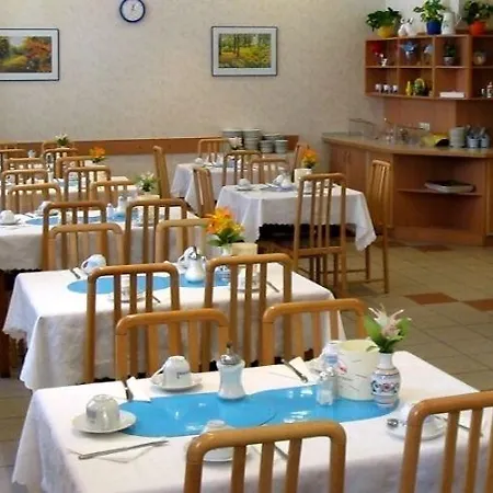 Hotel Admiral 3*