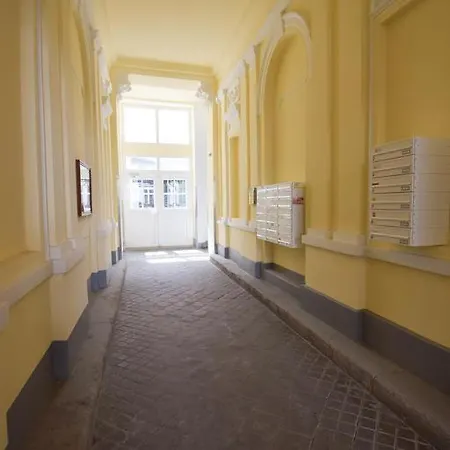 Premium Naschmarkt Apartment