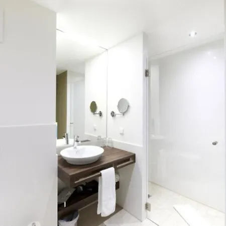 Simm's Hotel 4*