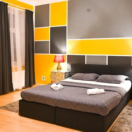 Amazing Altes Akh Apartment Wien