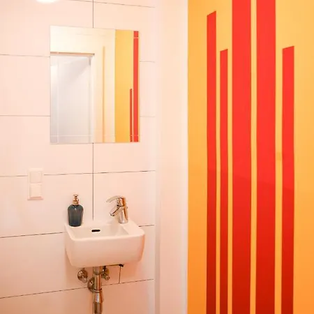 Modern Schoenbrunn Apartment Vienna
