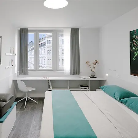 Allyouneed Vienna2 Viena
