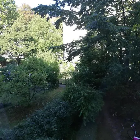 Nocleg ze śniadaniem In Maisonette With Garden, Parking Place *