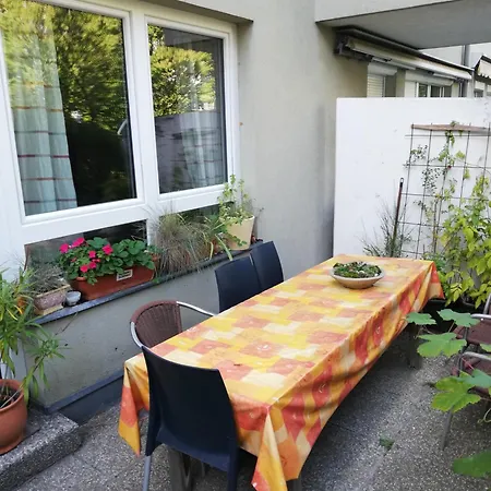 Frühstückspension In Maisonette With Garden, Parking Place Wien