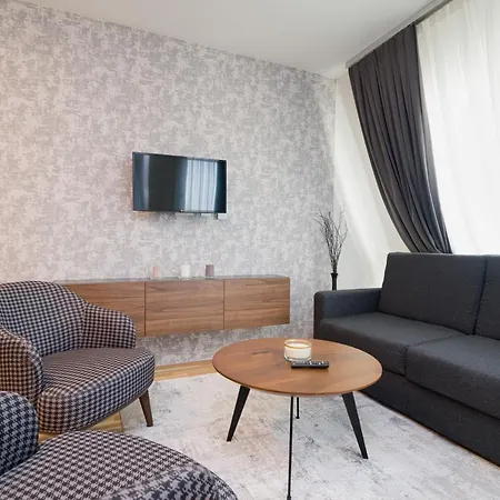Apartahotel Myapartments 5*