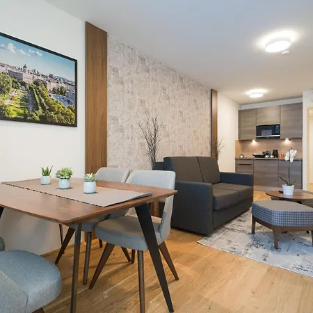Apartahotel Myapartments 5*