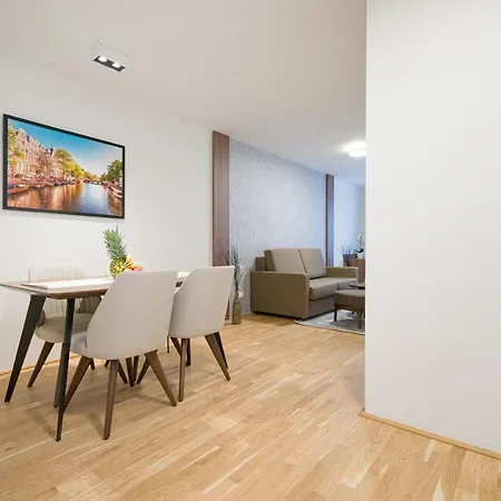 Apartahotel Myapartments