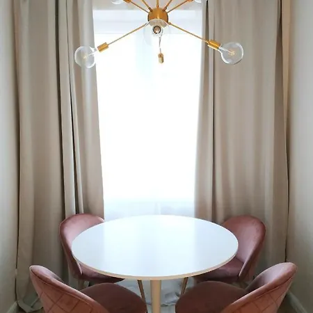Two-Bedroom Apartment 'Taupe'