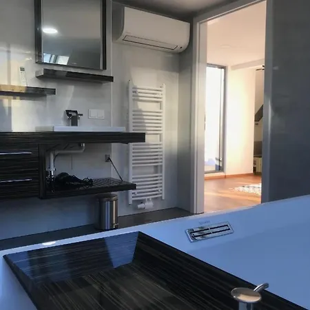 The Barts Apartments - Self Check-In Apartment