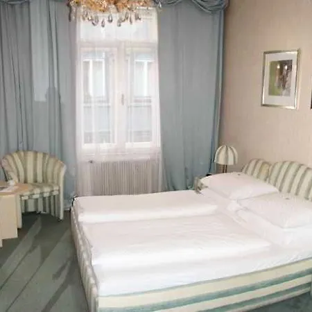 Schweizerhof Hotel