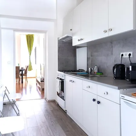Apartment New & Marzstrasse With Own Exit To The Inner Garden Vienna