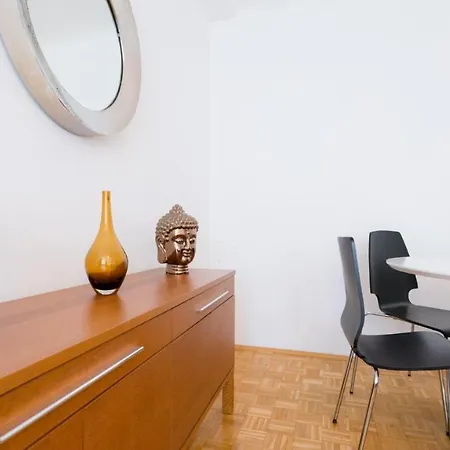 Apartment | Rent Now From 1 Week: Furnished 1 Bedroom In 1020 *