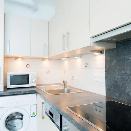 | Rent Now From 1 Week: Furnished 1 Bedroom In 1020 Apartment