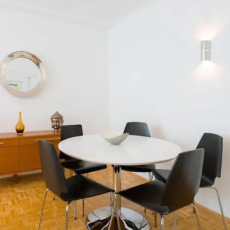 | Rent Now From 1 Week: Furnished 1 Bedroom In 1020 Apartment *