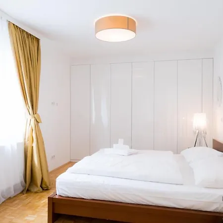 | Rent Now From 1 Week: Furnished 1 Bedroom In 1020 Vienna