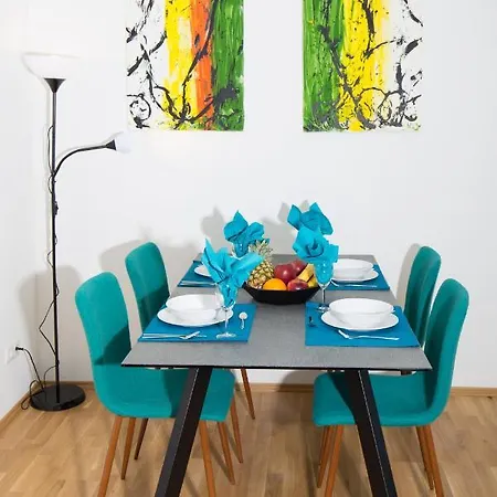 Rosenstein By Family & Apartment *