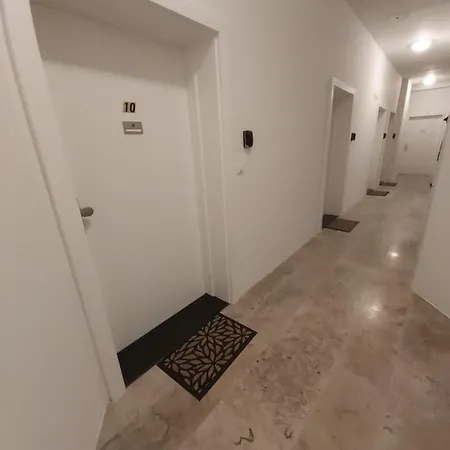 Angelika Apartment