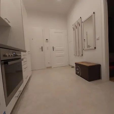 Angelika Apartment