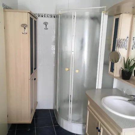 Ajo Big Flat 150 Sqm Contactless - Check-in Apartment Vienna