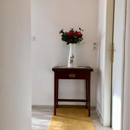 Apartment Tada *