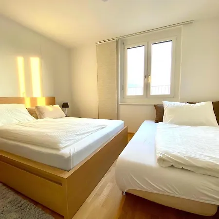 Sonnenwohnen Penthouse Direkt Bei U-bahn Und Therme Mit Anbindung Ins Zentrum * Vienna