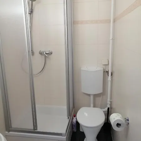 Near Yppenplatz & Brunnenmarkt Apartamento Viena
