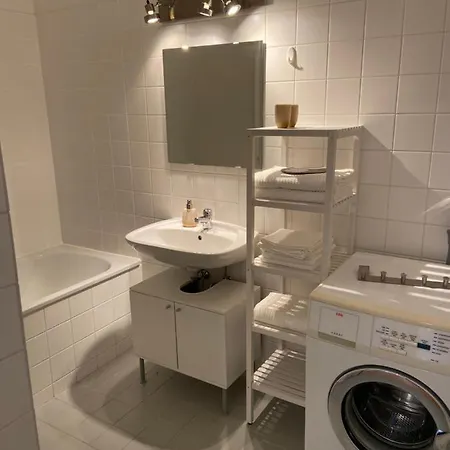 Apartment Bright With A Free Parking Garage @ Wienerberg Vienna
