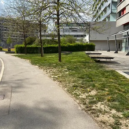 Bright With A Free Parking Garage @ Wienerberg Vienna