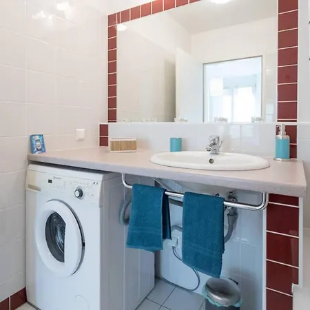Bright In Hip & High Quality Neighborhood Apartament
