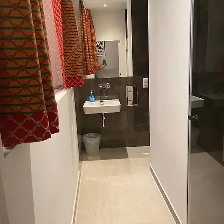 Living Center וינה