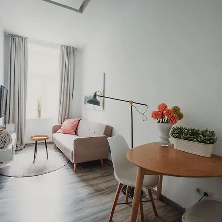 Apartment Zeus Design Sweet