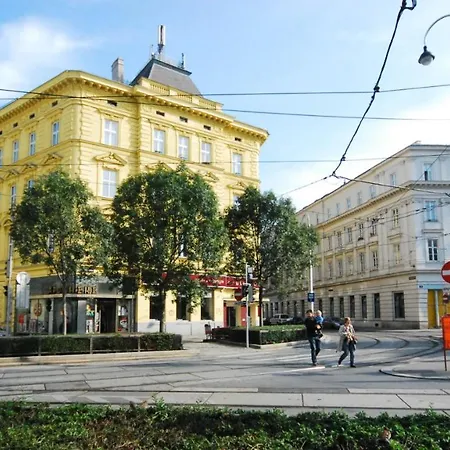 Aparthotel Grand Quarters 2*