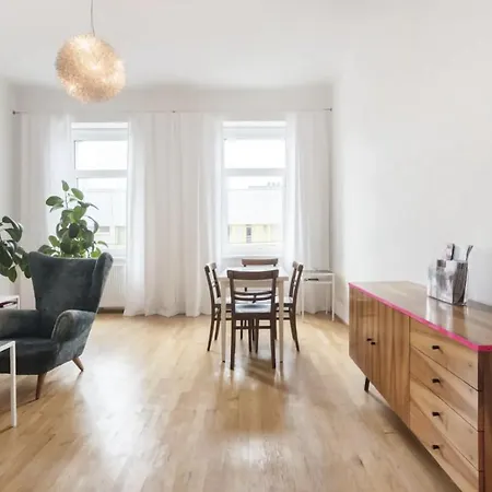 Design Pasetti Apartment Vienna