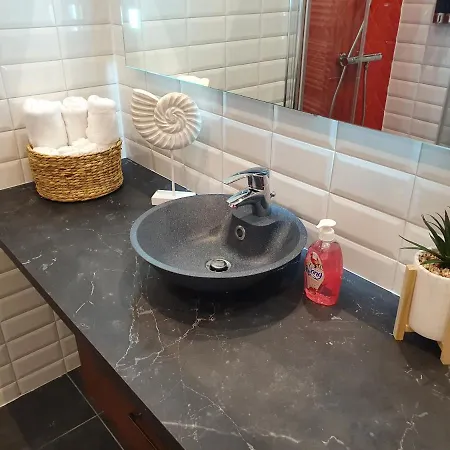 Frisch Renovierte Mit Einer Klimaanlage - Design Favoritenstraße 147 Wien
