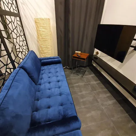 Frisch Renovierte Mit Einer Klimaanlage - Design Favoritenstraße 147 *