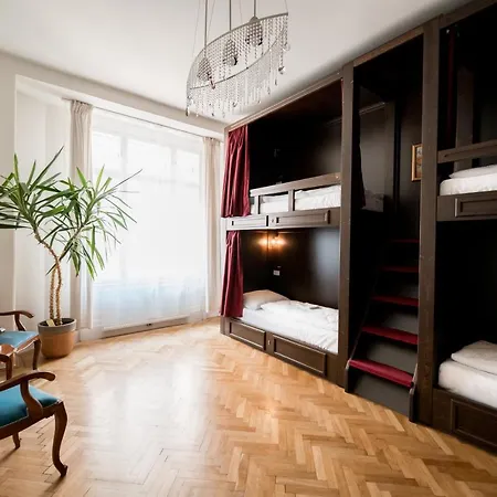 Boutique - Premium Hostel