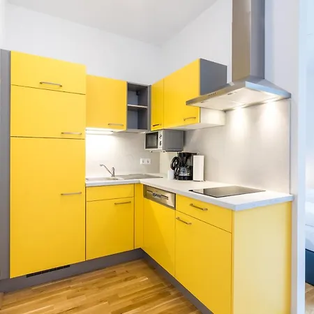 Feelgood Smartliving | Contactless Check-in Апарт-отель 3*