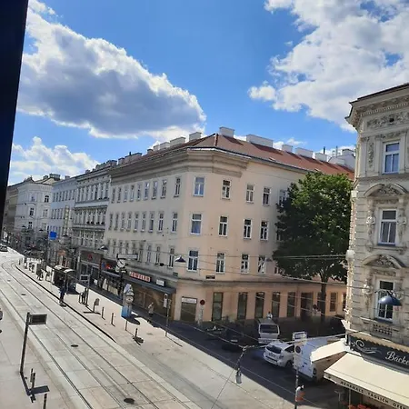 Wiener Buddha Style Flat With Inner Garden- Marzstrasse *