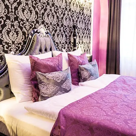 Sophie's Place - Edition Apartment *