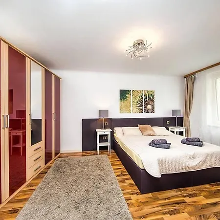 Cosy Near Stephansplatz Apartment *