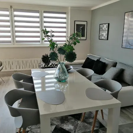 Apartament Dino *