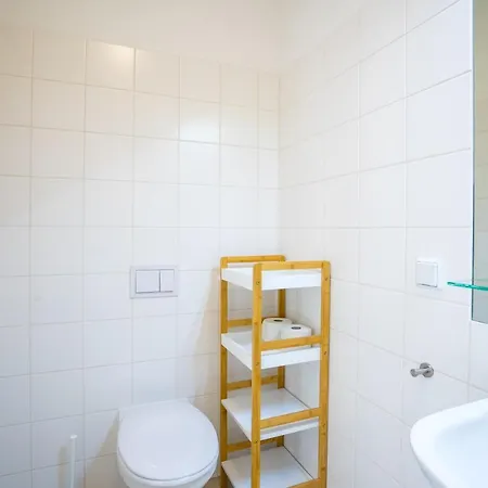 Feelgood Smartliving | Contactless Check-in 3* Вена