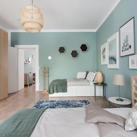 Apartment Caring Family Close To The Center *