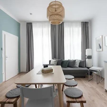Caring Family Close To The Center Apartment Vienna