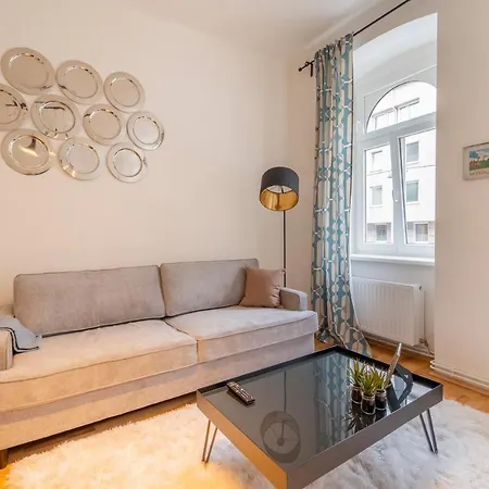 Apartment Comfort Nahe Uno-city Und Vic I Levestate