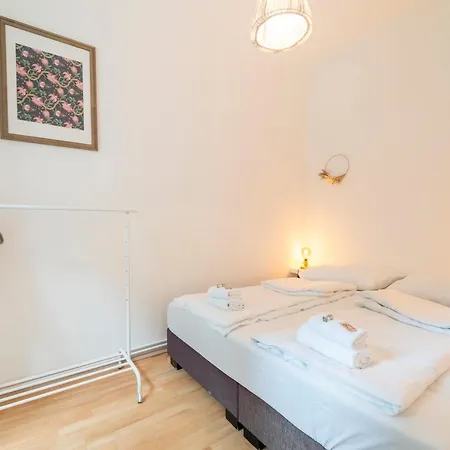 Apartment Comfort Nahe Uno-city Und Vic I Levestate