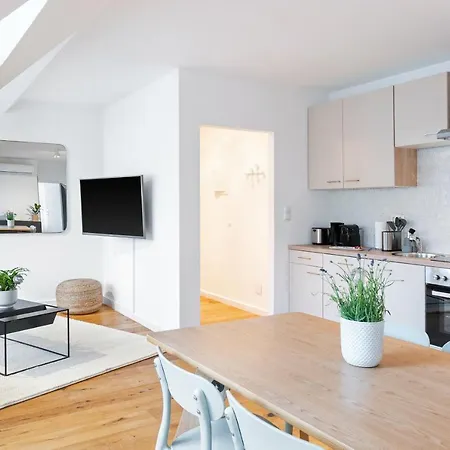 Apartment Deluxe Thaliastrasse