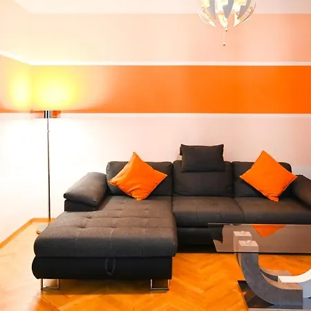 Bright Universitaet Appartement