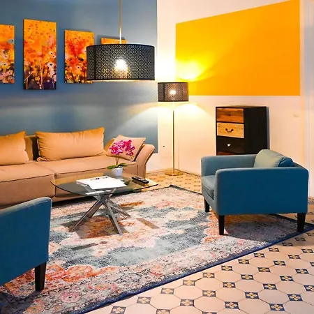 Apartment Backpacker Center *